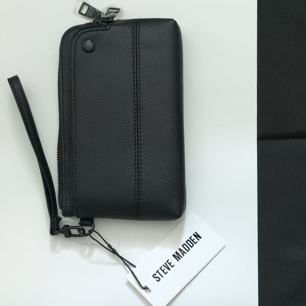 Steve Madden Black Leather Wristlet
